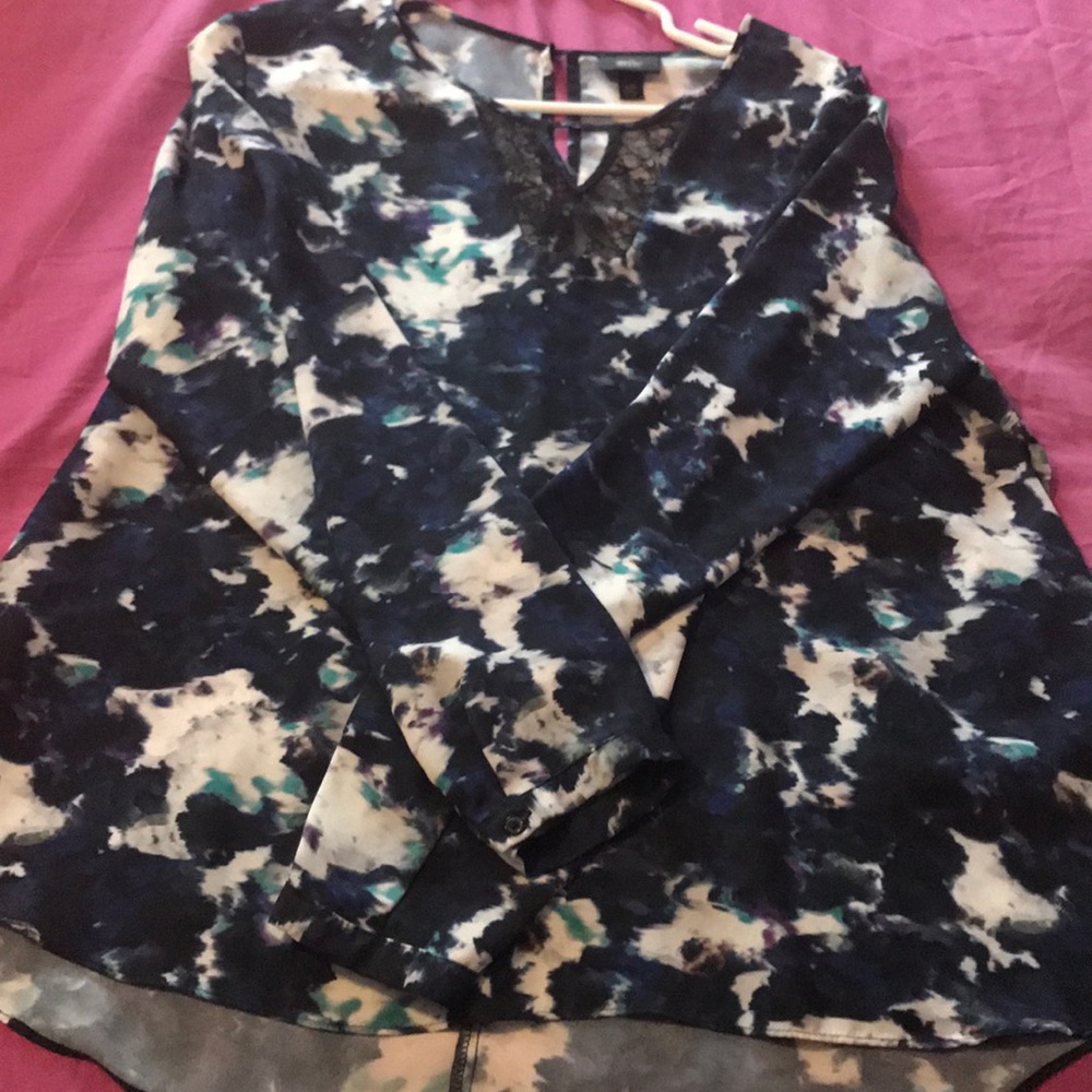 Casual multi-colored blouse!